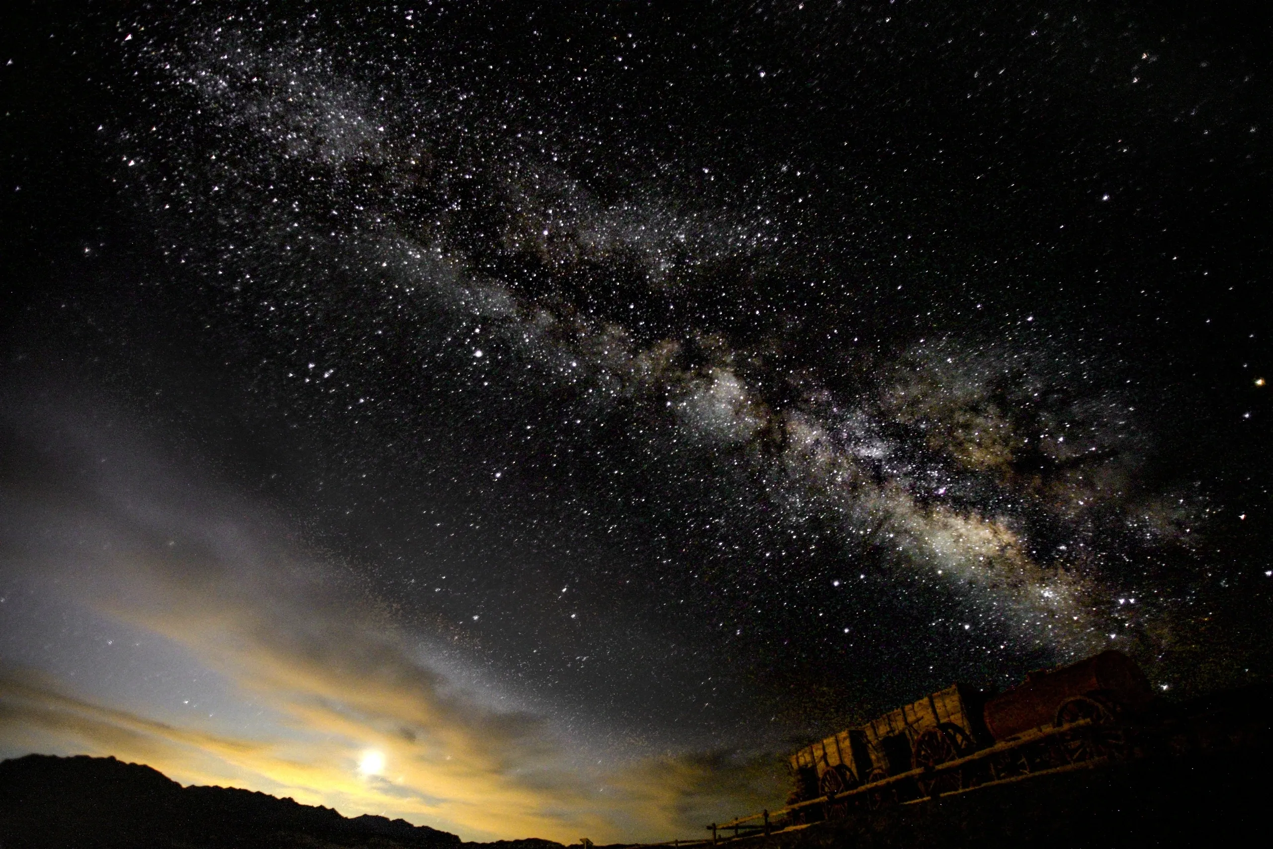 You are currently viewing #29 When a metaphor becomes literal – Manichaeism