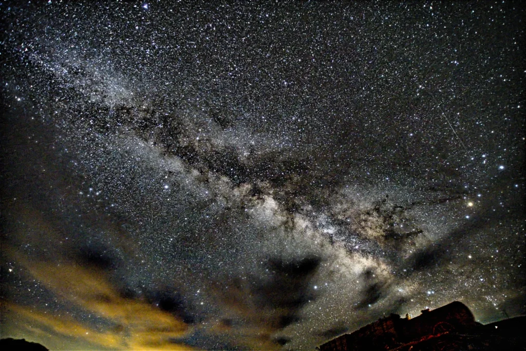 #60 Sutor, ne ultra Crepidam – Redux